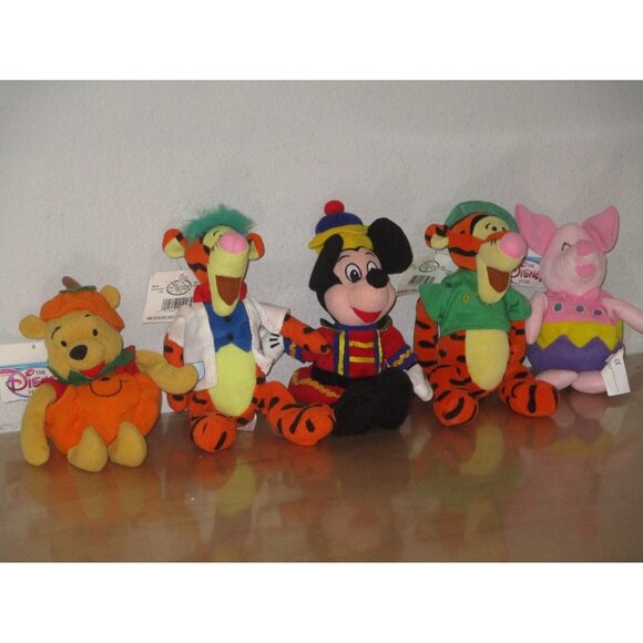 Wholesale 5 Disney Vintage Small Bean Bag Plush 2 Tigger Easter Nutcracker Pooh - Picture 1 of 12